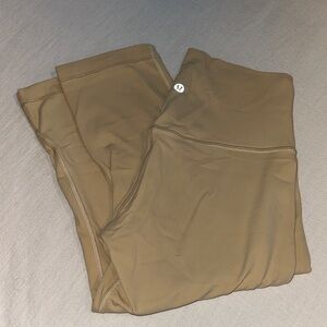 Lululemon Butter Yellow Cropped Leggings